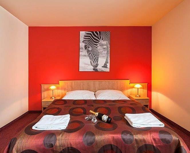 Hotel Paola Kutno Esterno foto